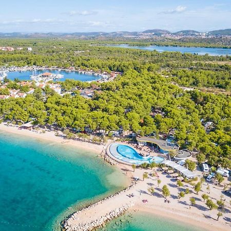 Mobile Homes Solaris Vacanceselect Šibenik Dış mekan fotoğraf