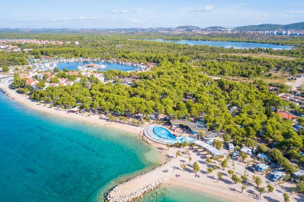 Mobile Homes Solaris Vacanceselect Šibenik Dış mekan fotoğraf
