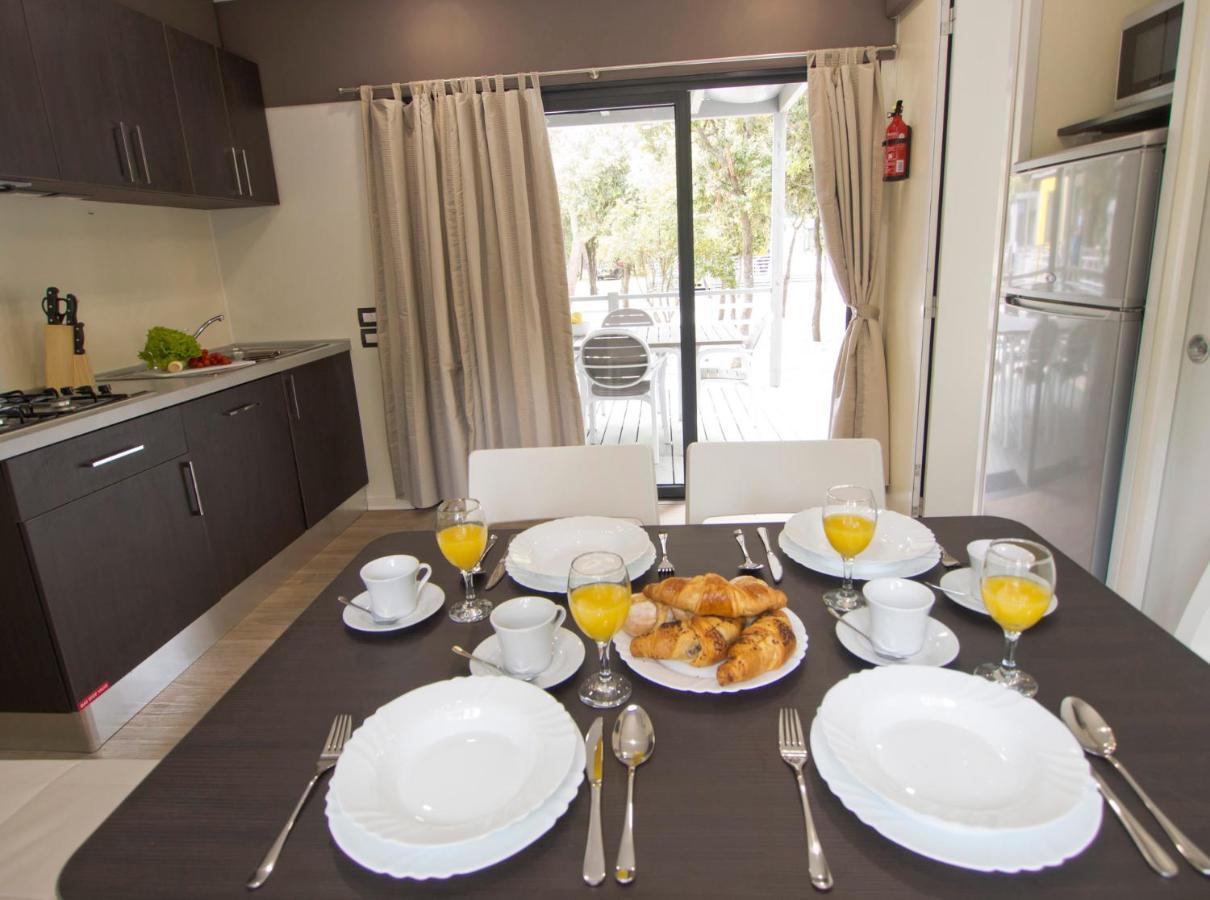 Mobile Homes Solaris Vacanceselect Šibenik Dış mekan fotoğraf