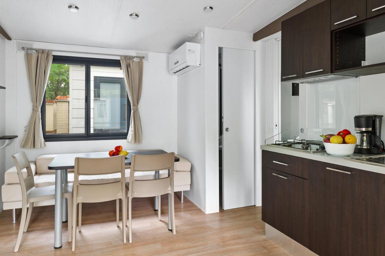 Mobile Homes Solaris Vacanceselect Šibenik Dış mekan fotoğraf
