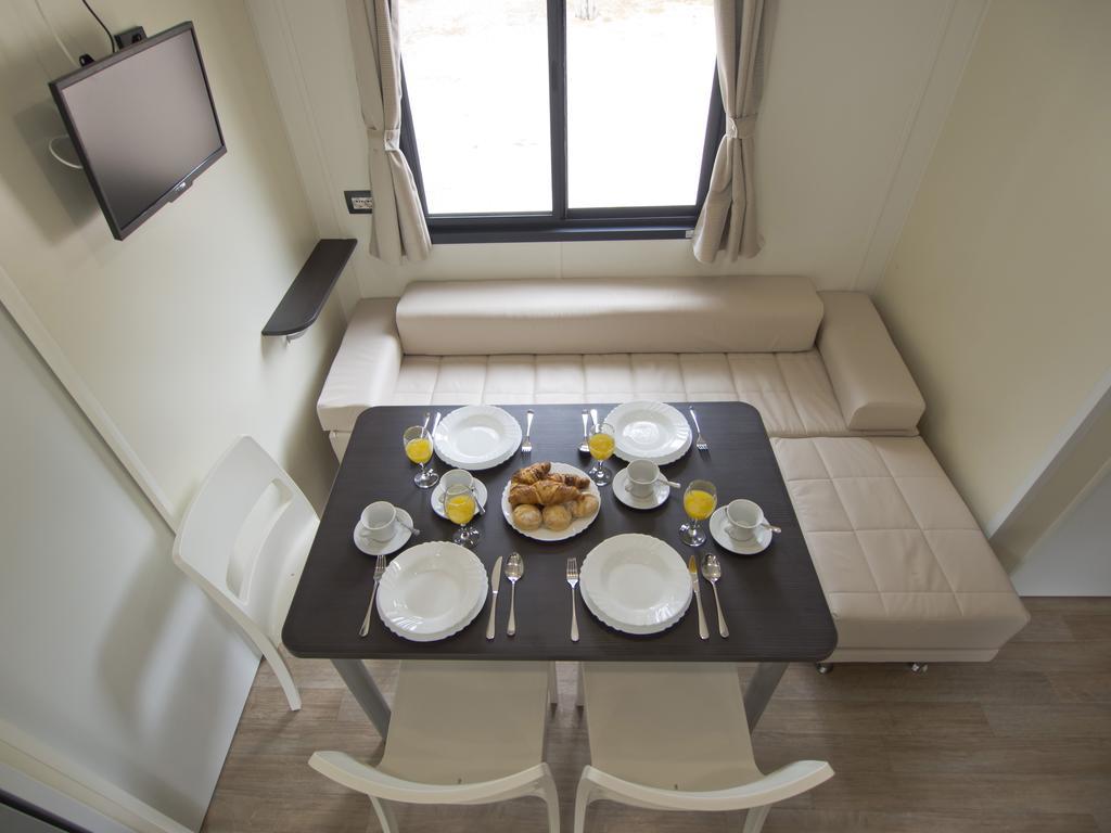 Mobile Homes Solaris Vacanceselect Šibenik Oda fotoğraf